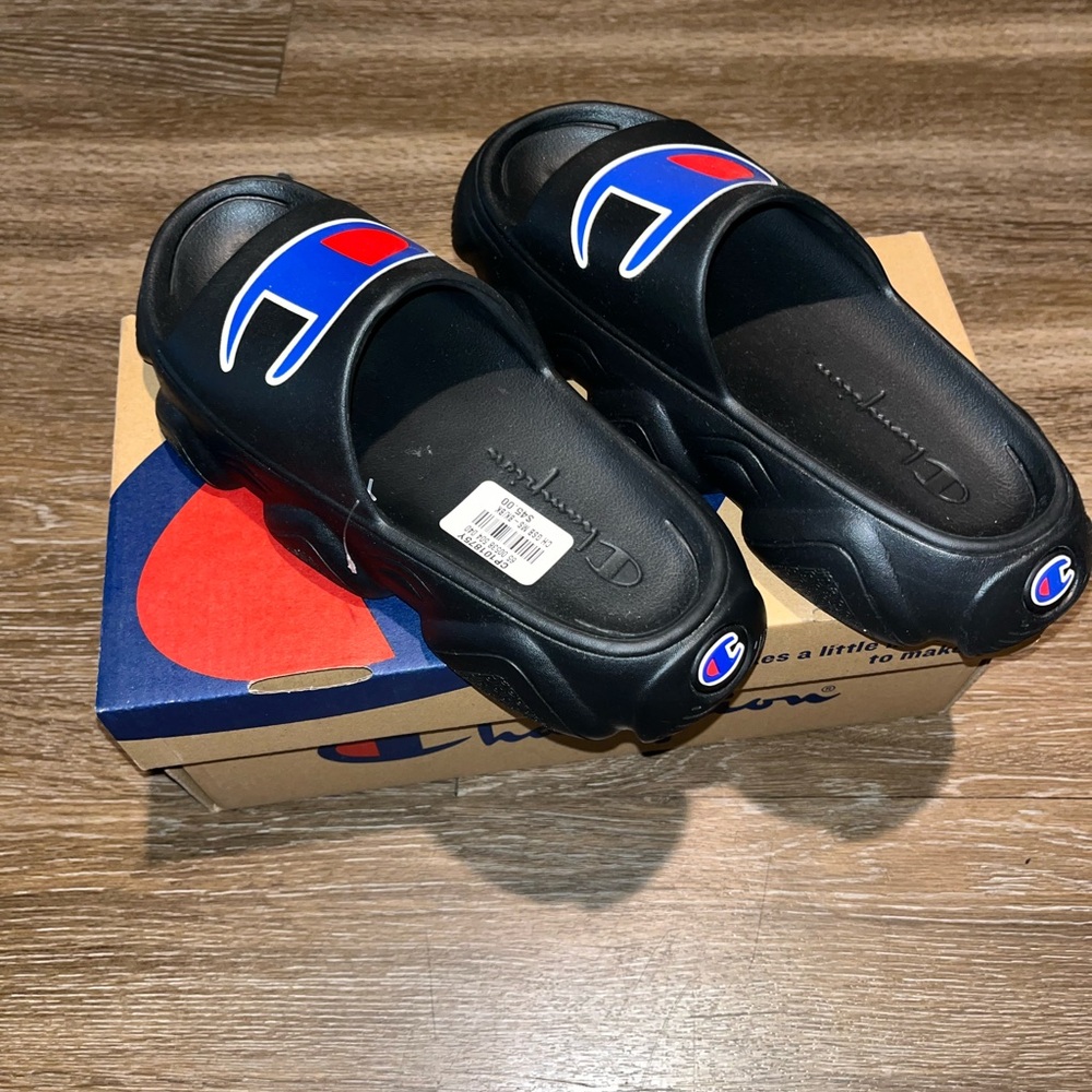 Champion Black Slides